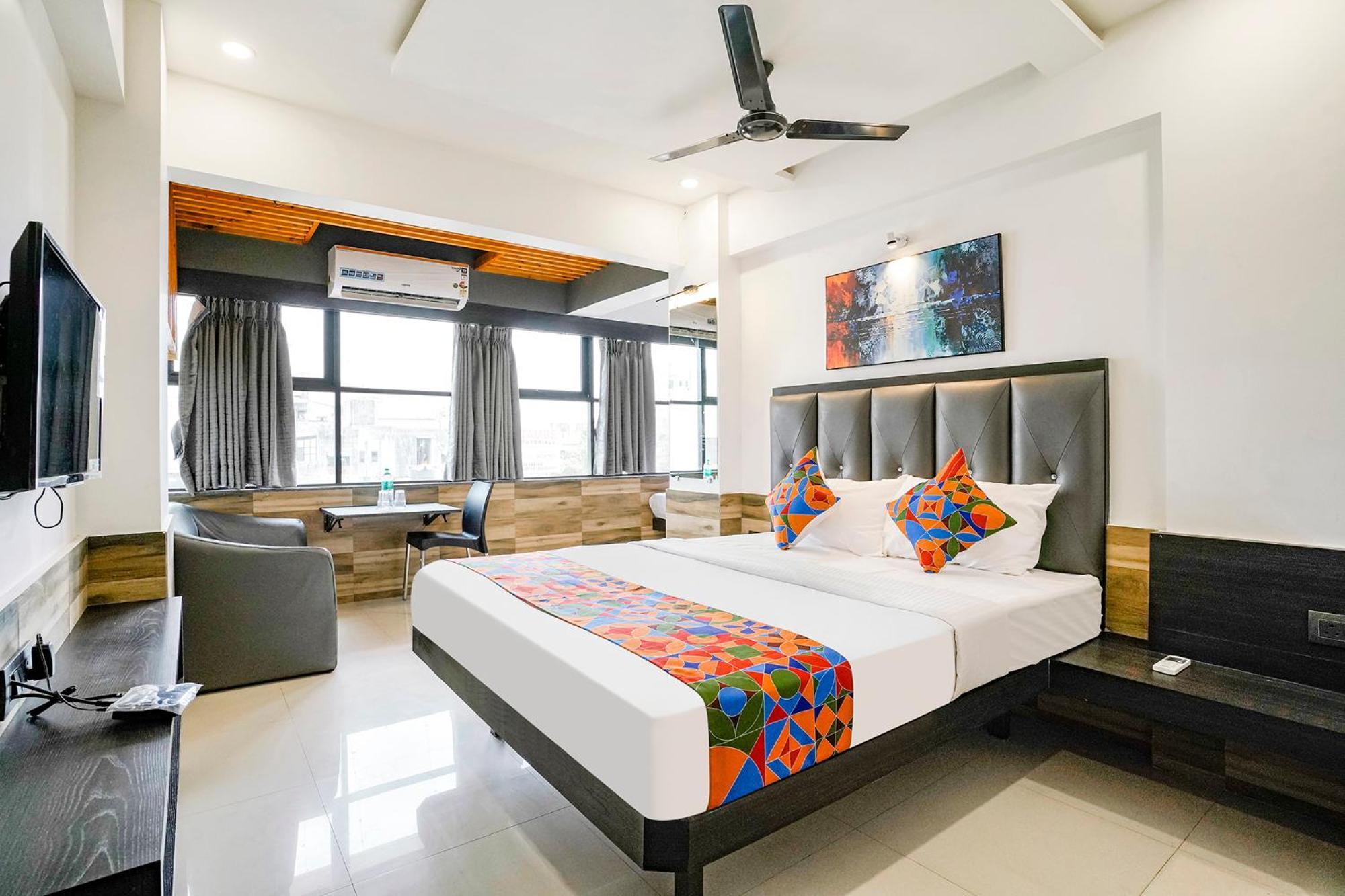 Fabhotel Prestige Elite - Nashik Road ภายนอก รูปภาพ